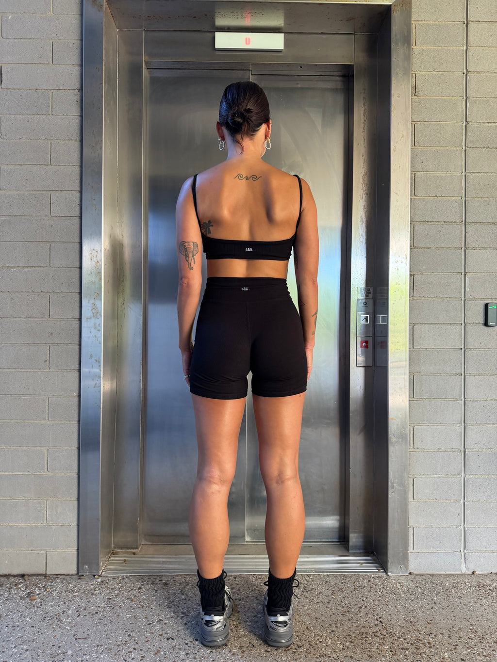 organic cotton black ribbed yoga bra non toxic natural fibre sports women's activewear australia
